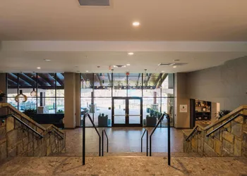 Embassy Suites By Hilton Gatlinburg Resort hotel thumbnail 2