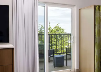 Home2 Suites by Hilton at the Dunes on Monterey Bay hotel thumbnail 8