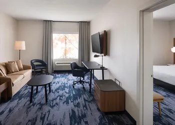 Fairfield Inn & Suites by Marriott West Kelowna hotel thumbnail 4