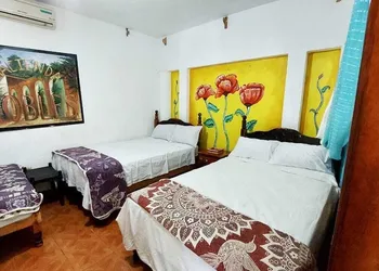 bungalows mirna manzanillo hotel thumbnail 7
