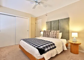The Birch Ridge: Owner's Suite #5 - Queen/sofa Bed Suite In Killington. Hot Tub. Renovated. 1 Bedroom Home hotel thumbnail 2