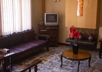 OYO Hotel Colon, Plaza Bicentenario, Zacatecas Centro hotel thumbnail 7