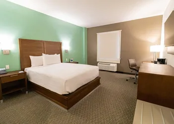 Comfort Inn Ciudad Juarez hotel thumbnail 8