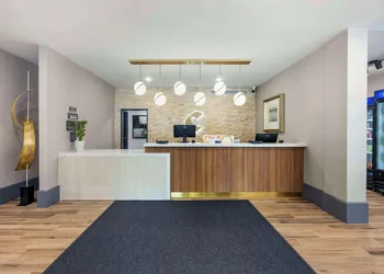 Comfort Inn & Suites Gallatin - Nashville Metro hotel thumbnail 3