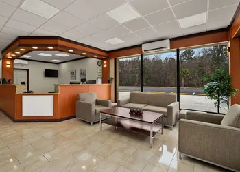Quality Inn Yemassee - Point South I-95 hotel thumbnail 3
