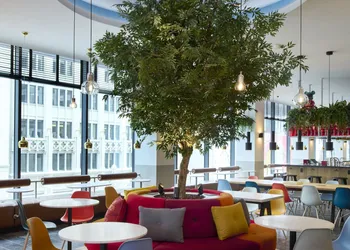 citizenM Austin Downtown hotel thumbnail 2