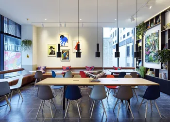 citizenM Austin Downtown hotel thumbnail 3