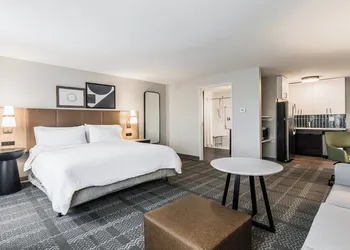 Staybridge Suites Dawson Creek by IHG hotel thumbnail 8