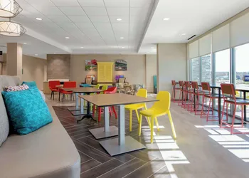 Home2 Suites by Hilton Savannah I95 North hotel thumbnail 3