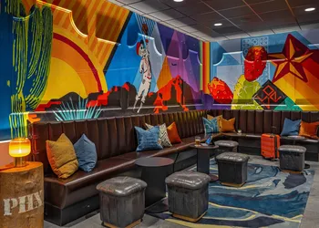 Moxy Phoenix Downtown hotel thumbnail 6