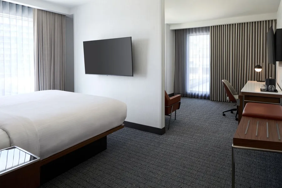 Courtyard By Marriott Montreal Laval hotel detail image 6