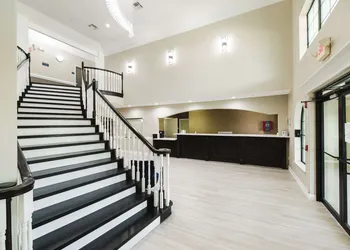 SureStay Studio by Best Western Conroe Downtown hotel thumbnail 2