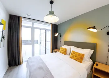 The Laundry Rooms Gaslight Cambridge hotel thumbnail 8