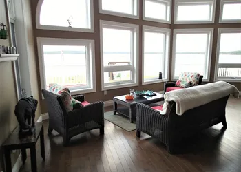 The Cozy Fox hotel thumbnail 5
