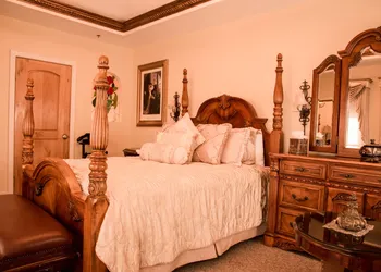 Vacation Rentals María Bonita hotel thumbnail 4