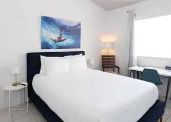 Bella Surf Inn hotel thumbnail 3