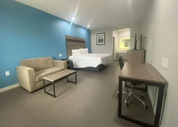 Baymont by Wyndham Freeport Texas hotel thumbnail 6