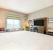 Hampton Inn Fort Myers Downtown hotel detail image 4