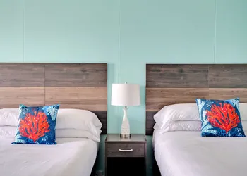Admiral's Quarter hotel thumbnail 8