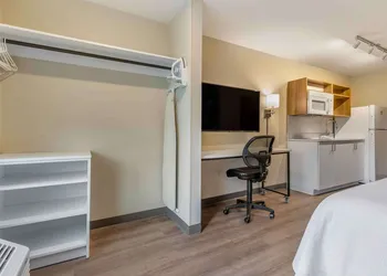 Extended Stay America Premier Suites - San Diego - San Marcos hotel thumbnail 4