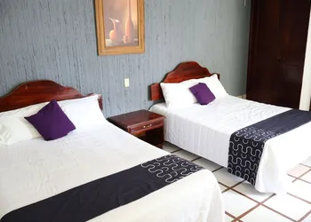 OYO Hotel San Felipe Inn hotel thumbnail 4