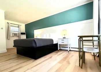 Motel Luzerne hotel thumbnail 7