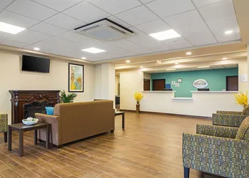 Suburban Studios Monaca - Pittsburgh hotel thumbnail 2
