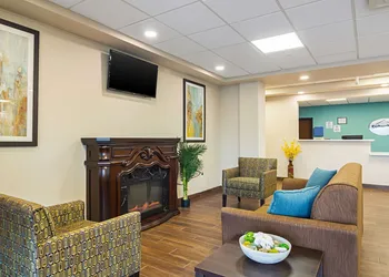 Suburban Studios Monaca - Pittsburgh hotel thumbnail 7