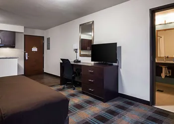 Suburban Studios Monaca - Pittsburgh hotel thumbnail 8