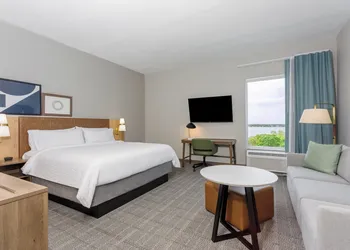 Staybridge Suites Winter Haven Auburndale by IHG hotel thumbnail 6