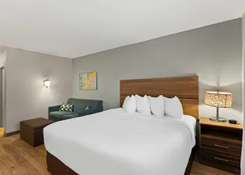 MainStay Suites Gatlinburg Downtown Area hotel thumbnail 7