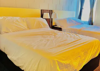 Grand Royal Legacy hotel thumbnail 4