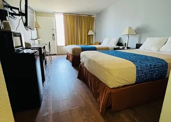 Travelodge by Wyndham Carlisle North hotel thumbnail 5