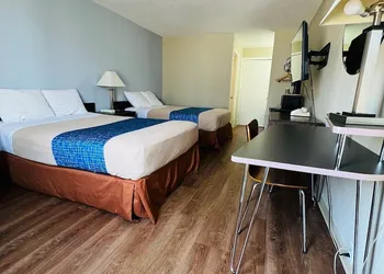 Travelodge by Wyndham Carlisle North hotel thumbnail 7