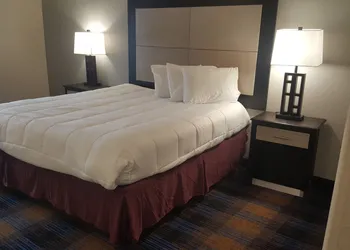 Regency inn and Suites hotel thumbnail 2