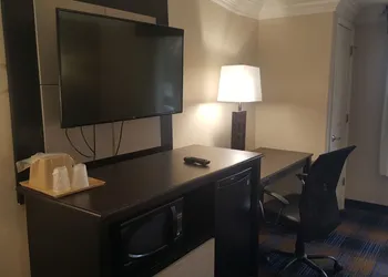 Regency inn and Suites hotel thumbnail 3