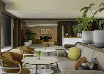 The Ambassador Hotel of Waikiki, Tapestry Collection by Hilton hotel thumbnail 2