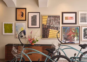 The Ambassador Hotel of Waikiki, Tapestry Collection by Hilton hotel thumbnail 4