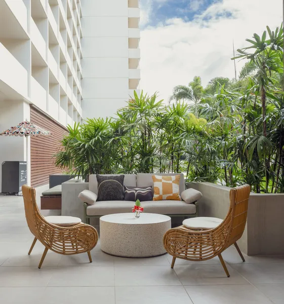 The Ambassador Hotel of Waikiki, Tapestry Collection by Hilton hotel detail image 6