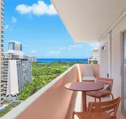 The Ambassador Hotel of Waikiki, Tapestry Collection by Hilton hotel detail image 7