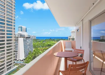 The Ambassador Hotel of Waikiki, Tapestry Collection by Hilton hotel thumbnail 7