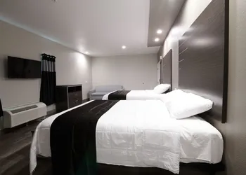 Crystal Inn hotel thumbnail 3