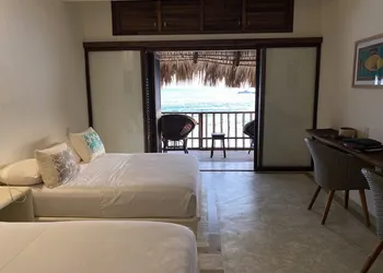 Casa Mandarina hotel thumbnail 4
