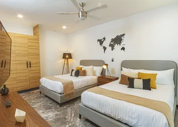 It beach hotel thumbnail 8