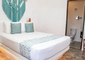 HAU Holbox Beach Front hotel thumbnail 4