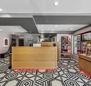 Infinity Hotel San Francisco, Tapestry Collection by Hilton hotel detail image 7