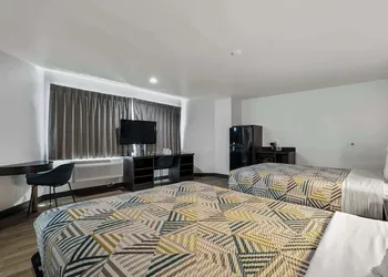 Studio 6 Suites Escondido, CA hotel thumbnail 5