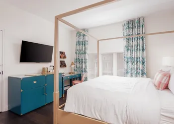 Lily Hall- A Boutique Hotel hotel thumbnail 7