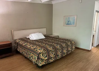 Kampus Inn by OYO Gainesville - University Area hotel thumbnail 5