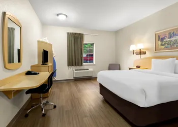 Suburban Studios Morgantown hotel thumbnail 4